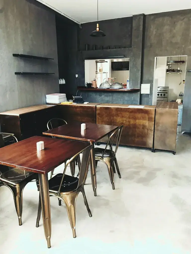 Le burger de la Campagne (anciennement la Cantine de Champignelles)_Champignelles_slider_image_1