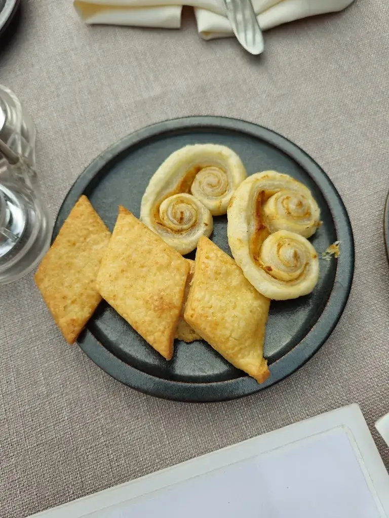 Gabriele Salvetti_La Gabare_Challuy_review