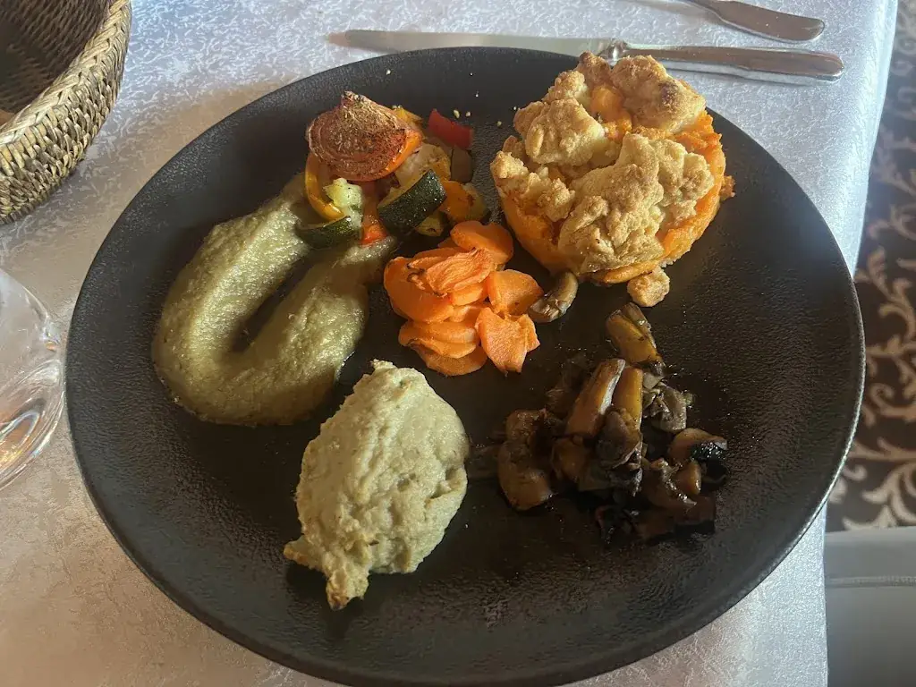 Yingying_Auberge de l'Ecluse_Cours-les-Barres_review