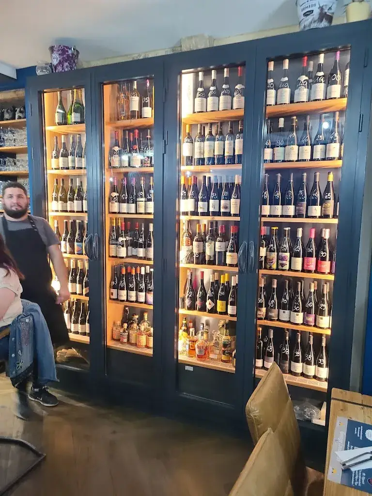 Frank Farnsworth_La simplicité_Nevers_review