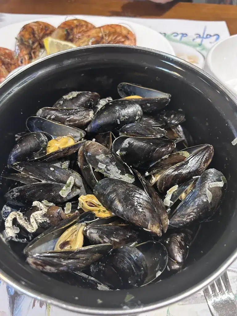 Adeline Ngu_La Marine_Nevers_review