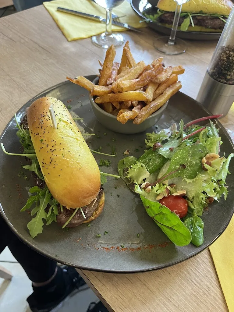 Stan Peters_Chez Emeline_Champs-sur-Yonne_Bewertung