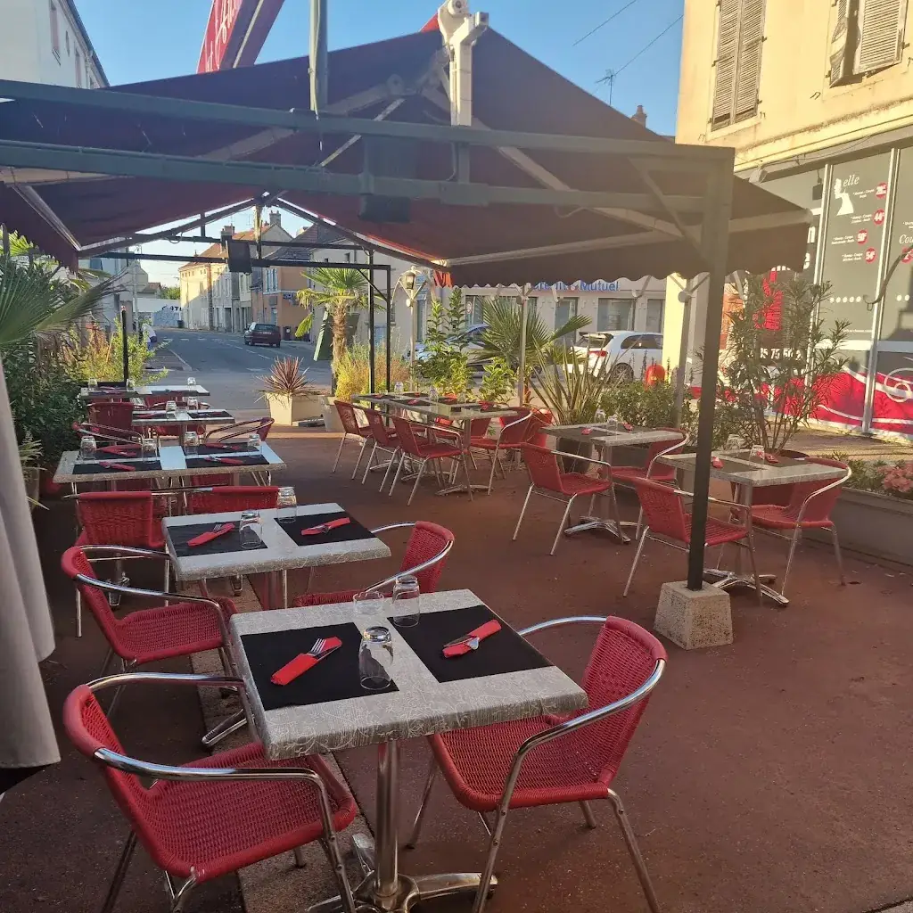 Aux 4 épices Restaurant in Louhans