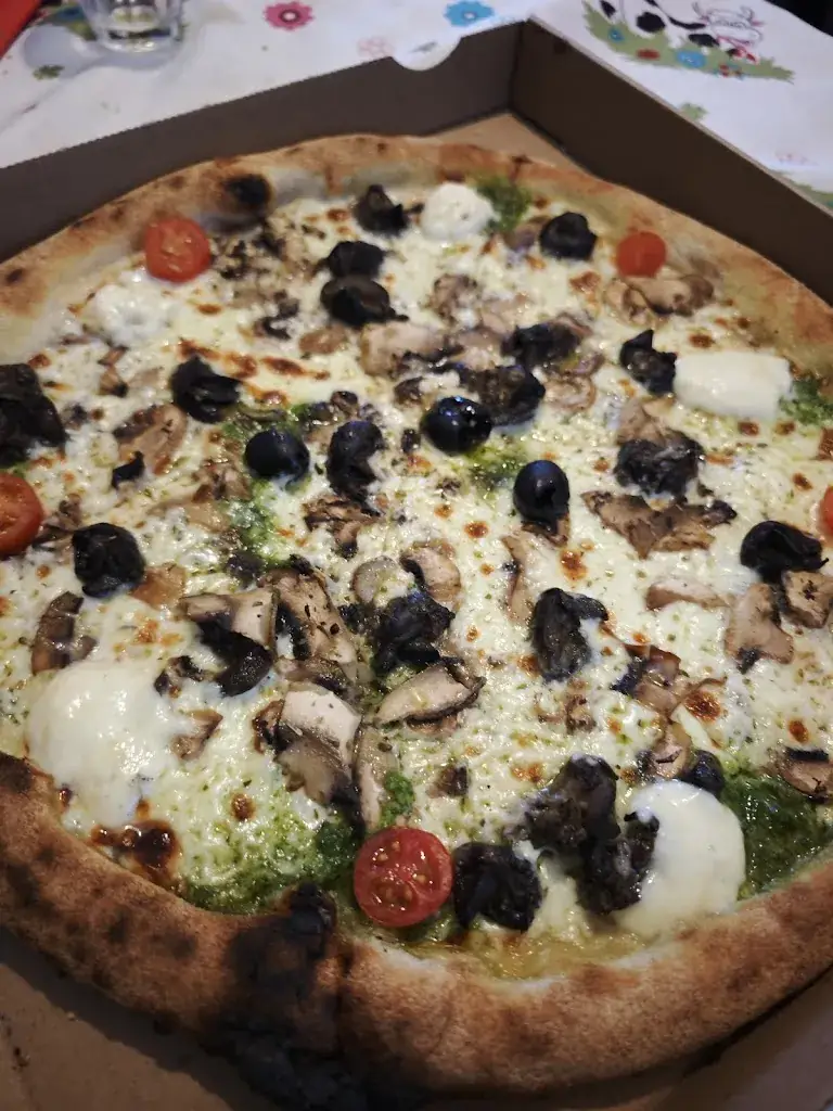 Le Léone_Louhans_slider_image_3