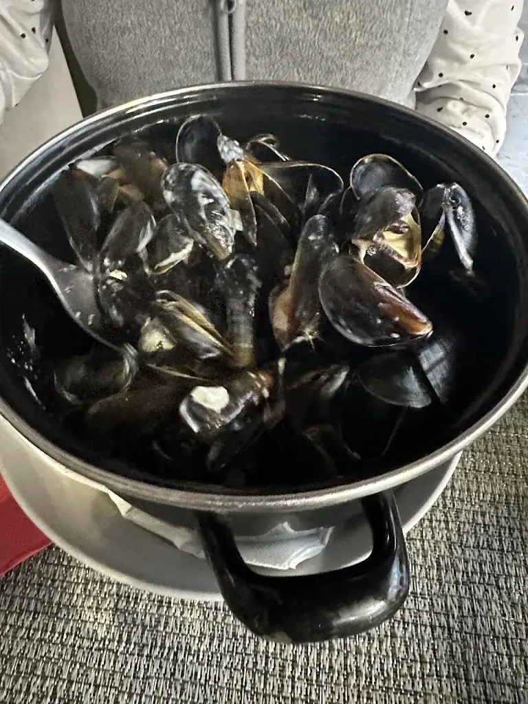 Michael D'Cruze_Pub Le 157_Louhans_Bewertung