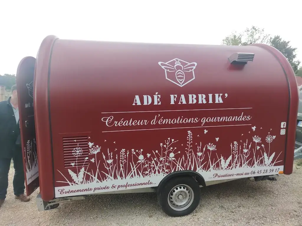 ADÉ FABRIK'_Charbuy_slider_image_3