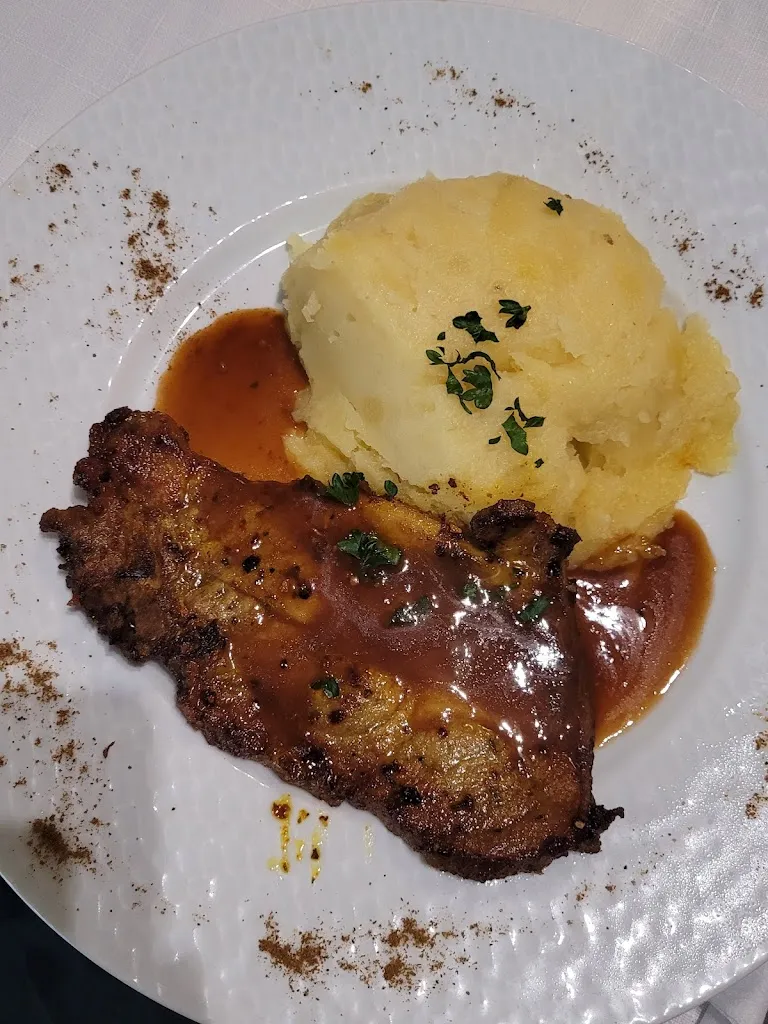 Chez ratatouille_Champlitte_slider_image_3