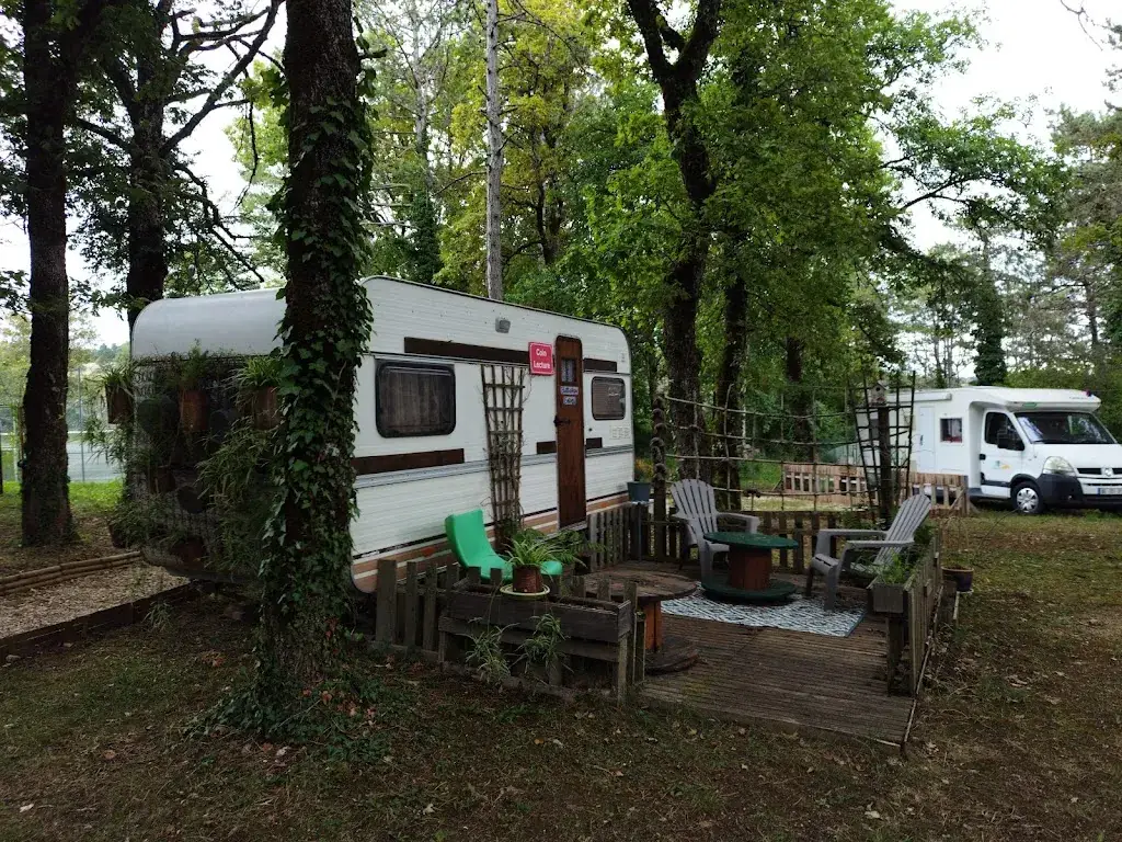 Camping de Champlitte restaurant in Champlitte