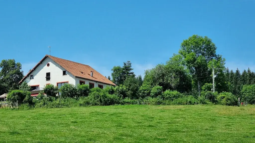 Hôtel Restaurant Au Bois de la Biche_Charquemont_slider_image_1