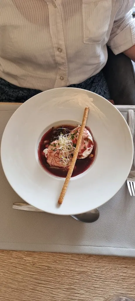 Paul Conlon_Au Cinq Sens_Dole_review