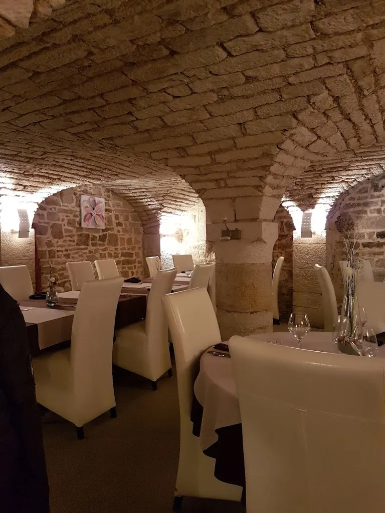 Sophie McLachlan_Au Cinq Sens_Dole_review