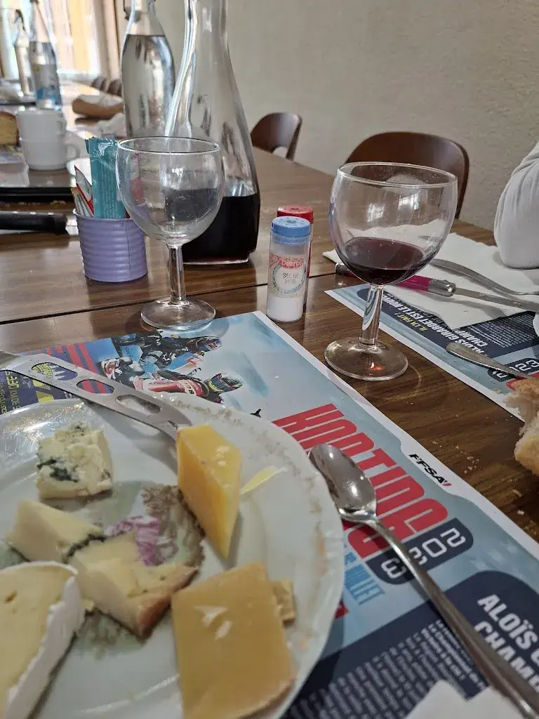 Daniel Andenmatten_Chez Jeanne Marthe_Champdivers_review