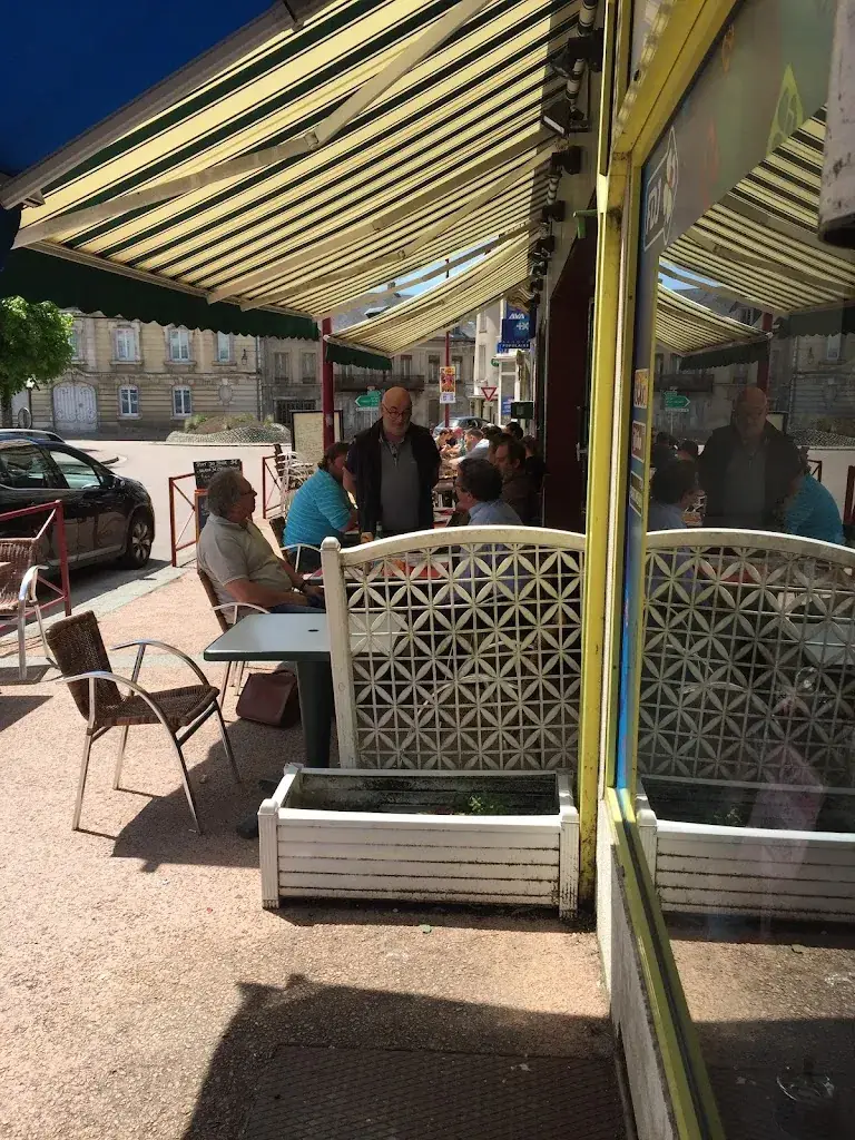 Café de L'Agriculture ristorante a (Ville)