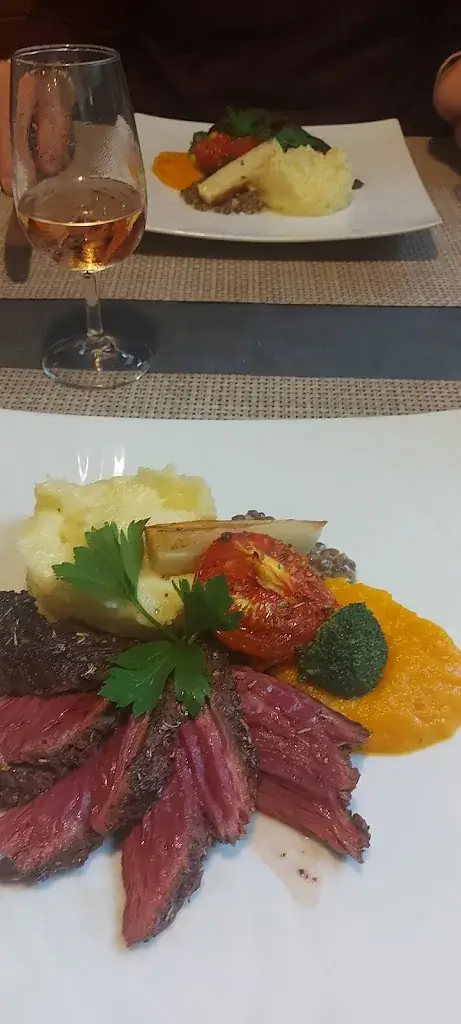 Jelena Serovic_La Bouch' En Coin_Aubenas_review