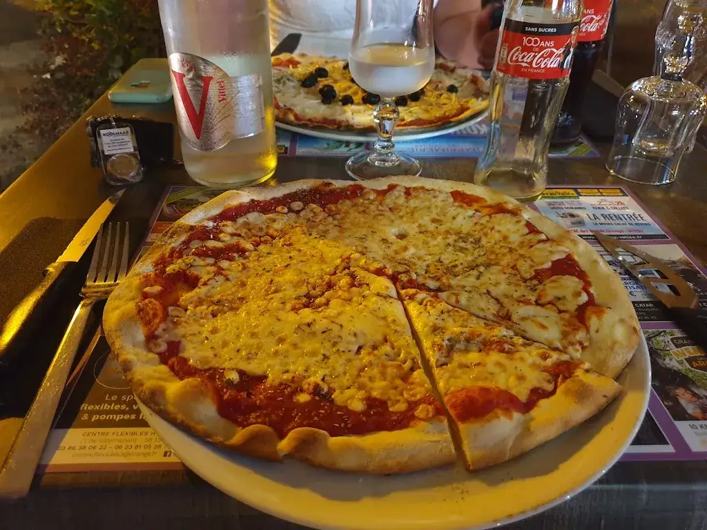 Rogier Yntema_Tout le monde en parle - Restaurant / Pizzeria__review