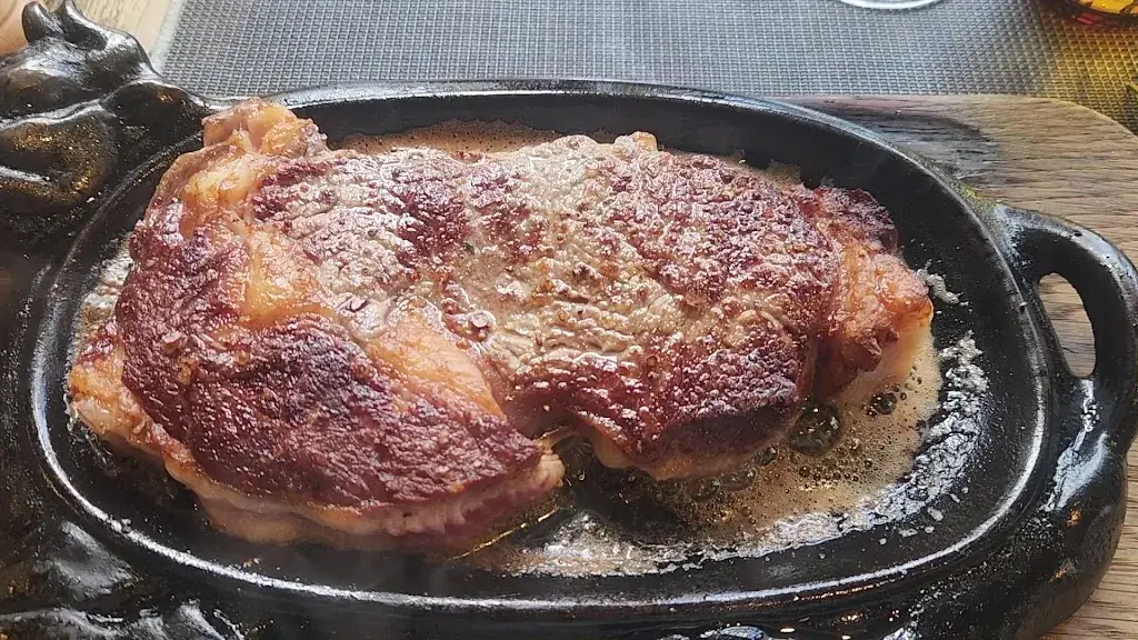 Le Bistrot du Quai_Charolles_slider_image_2