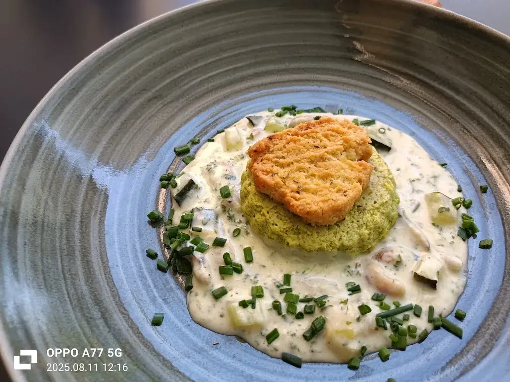 thierry herrmann_Le Charolles_Charolles_review