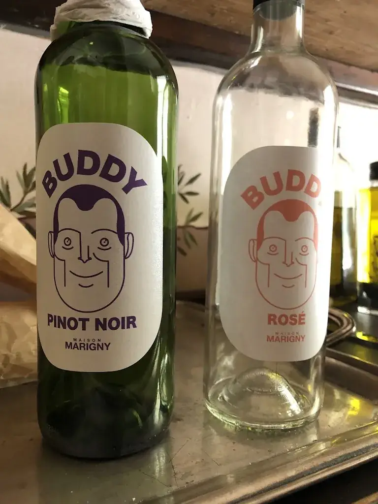 Thierry Meneau_Bonne Maison : épicerie fine, bar-terrasse, caviste, idées cadeaux_Charolles_review