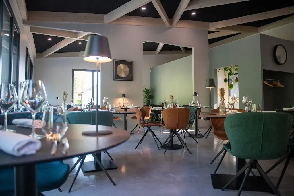 LE MERANIE restaurant in Châtillon-le-Duc