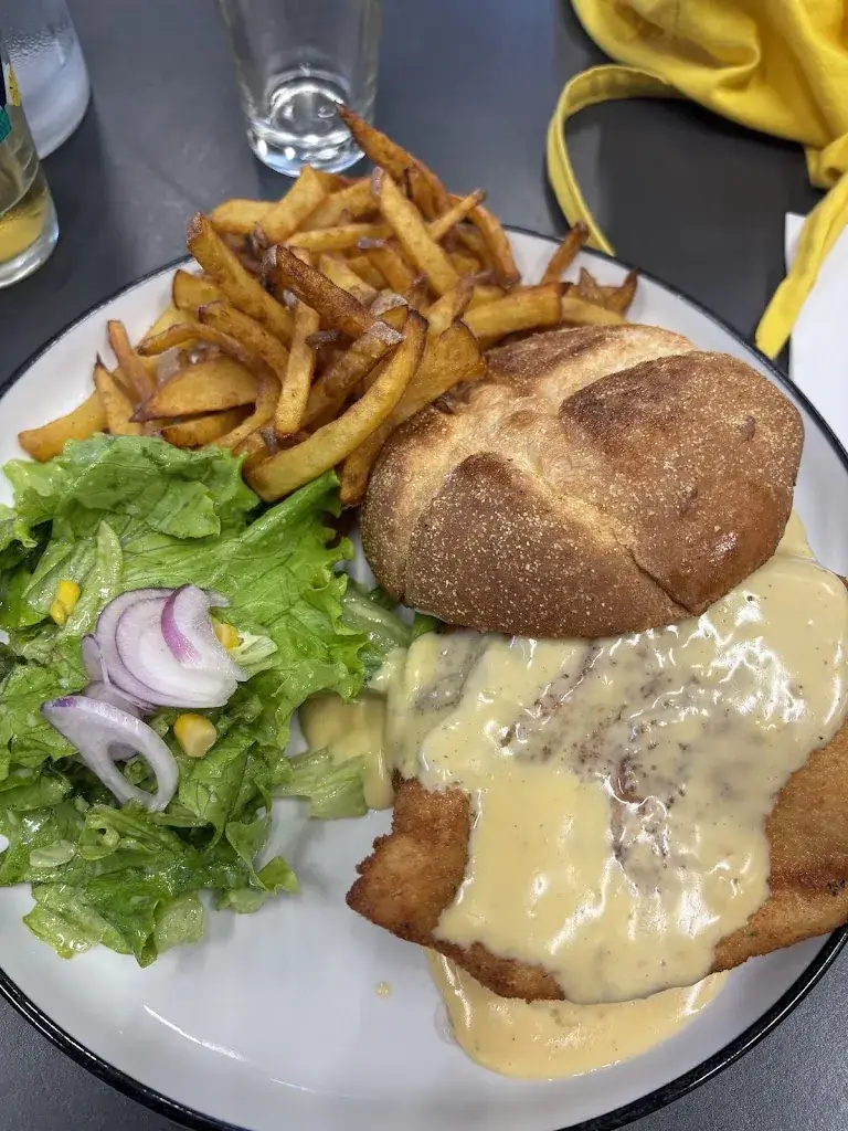 Noémie Bigot_Ma Cabane_Aubenas_recensione