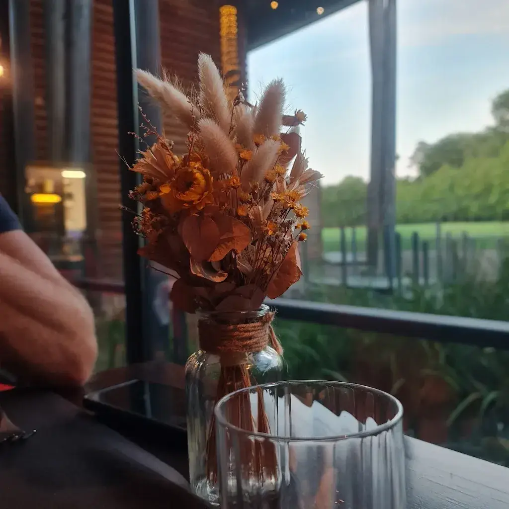 Laurenat Meyer_Casino Tranchant Pougues-les-Eaux_Pougues-les-Eaux_review