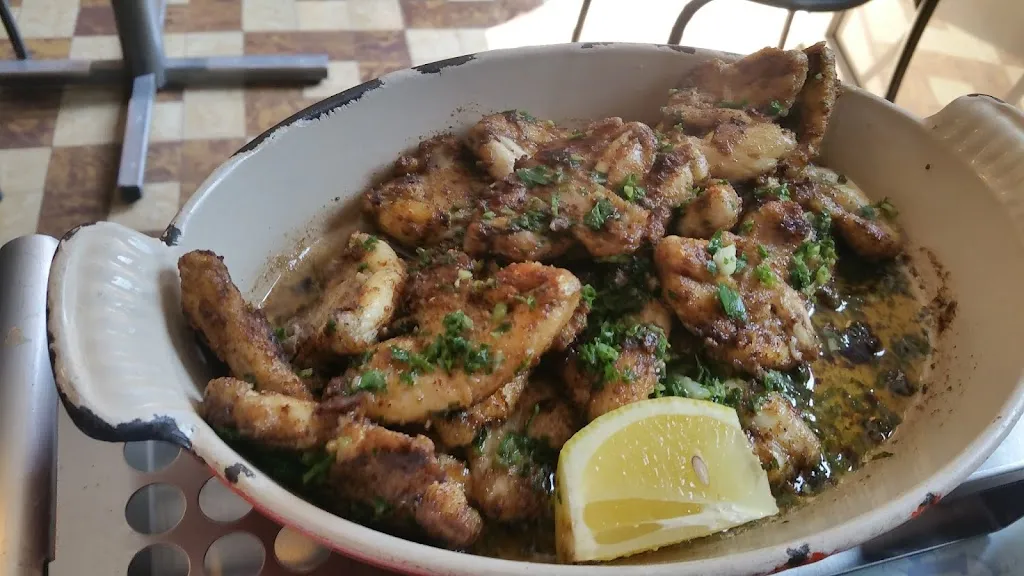 Restaurant Le Commerce restaurant in Chauffailles