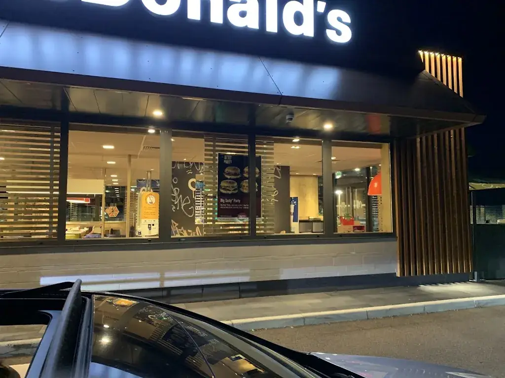 McDonald's_Chauffailles_slider_image_1