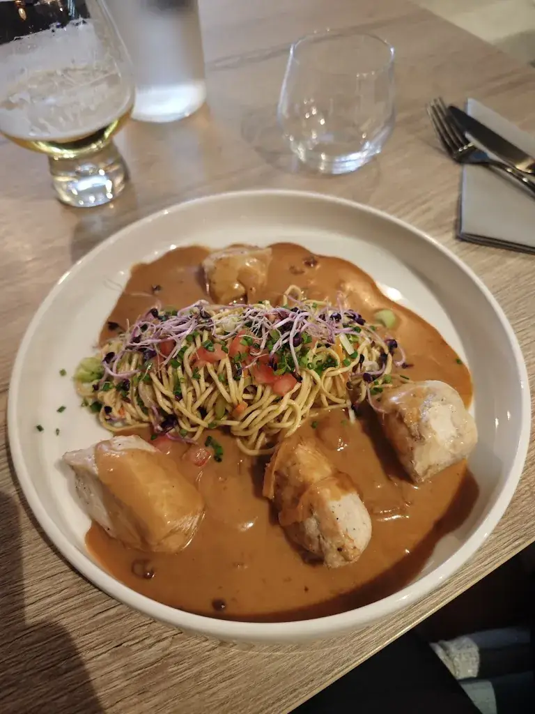 Filip Janouš_Le Repère_Champagnole_recensione