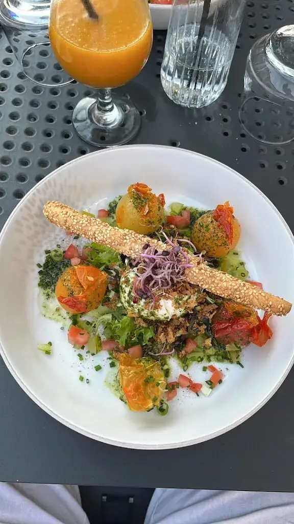 Dylan VERNASSIER _Le Repère_Champagnole_recensione