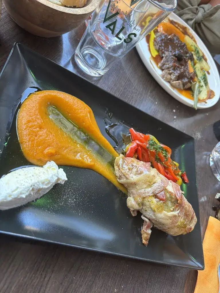 Maxime Gattano_Le carré des maîtres_Aubenas_review