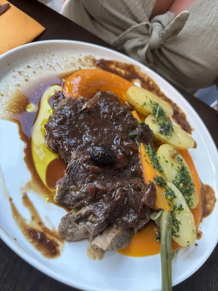 Le carré des maîtres_Aubenas_slider_image_3