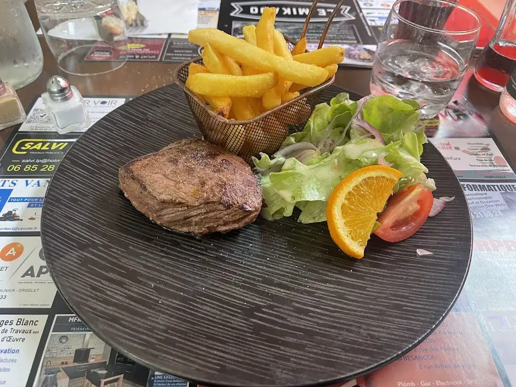 Michel D'Ambrosio_Le Mikado_Cize_review