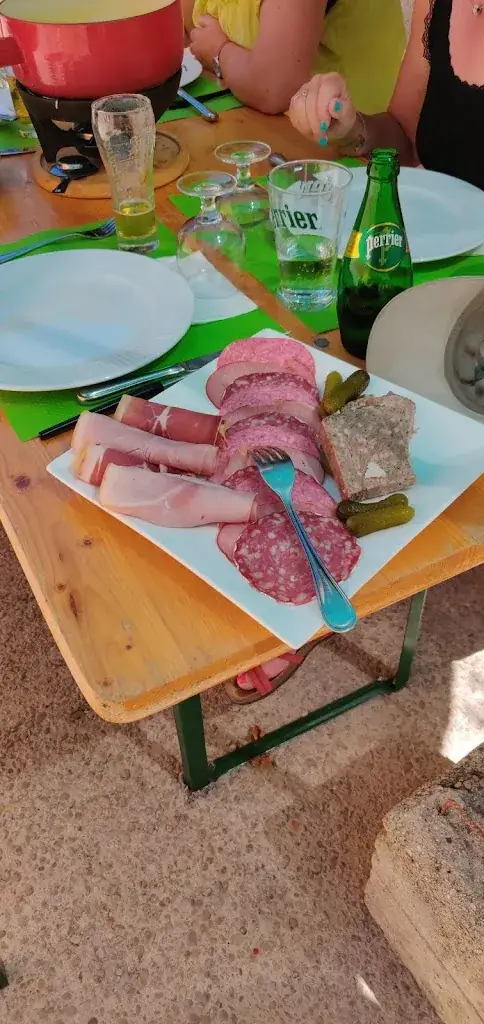 Menu_Restaurant les Chamois 39_Bourg-de-Sirod_image_6