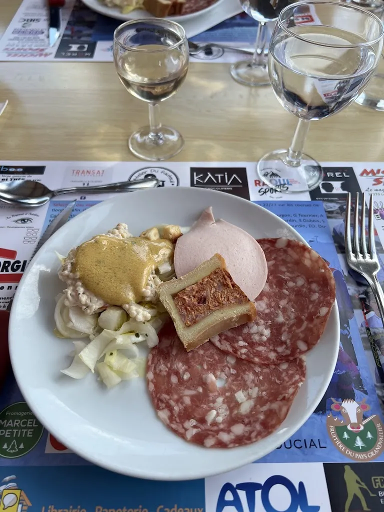 Louise le beller_Chagre Guy_Vaudioux_review