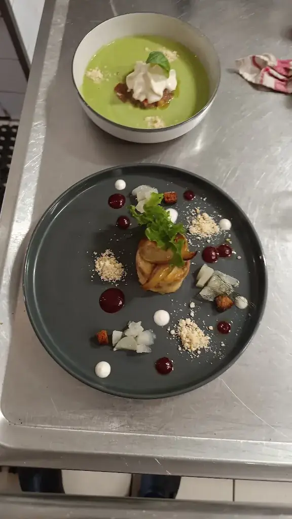 Restaurant l'Antre d'Eux_Aubenas_slider_image_3