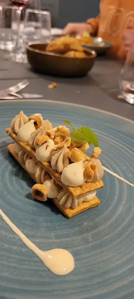 Dayana Lopes_L'évidence_Châtillon-sur-Seine_review