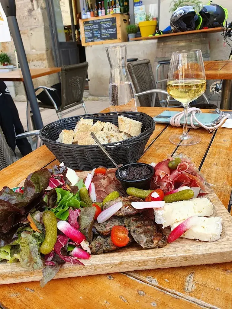 Martin Dressel_La Cantina de Païs_Aubenas_review