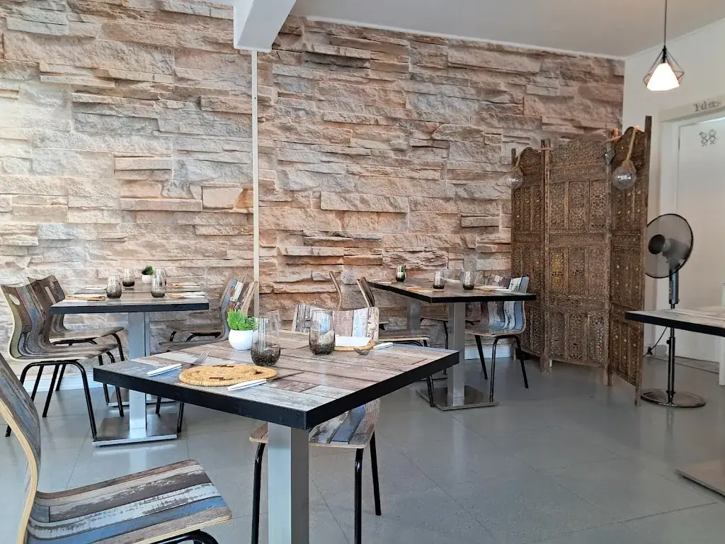 O'delice d'ommy restaurant in Châtillon-sur-Seine