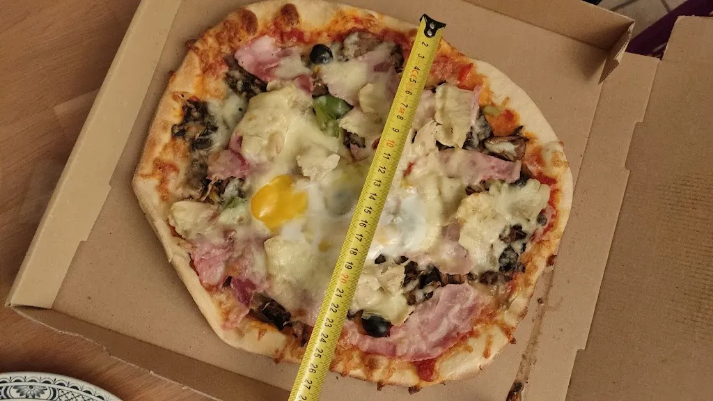 Jérôme Pétin_Le Kiosque à Pizzas_Chéroy_recensione