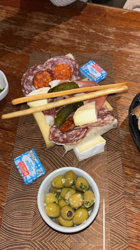 louise bacle_Le Majorelle_Chalon-sur-Saône_review