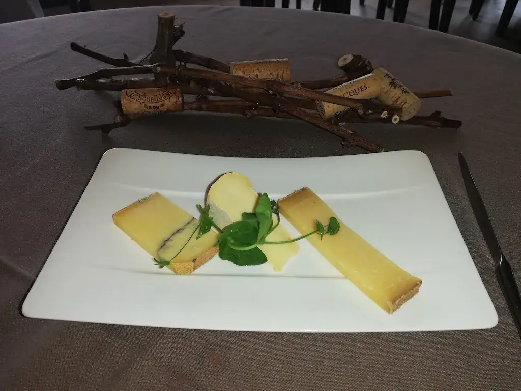 Menu_Restaurant Le Saint Loup_Saint-Loup-de-Varennes_immagine_6