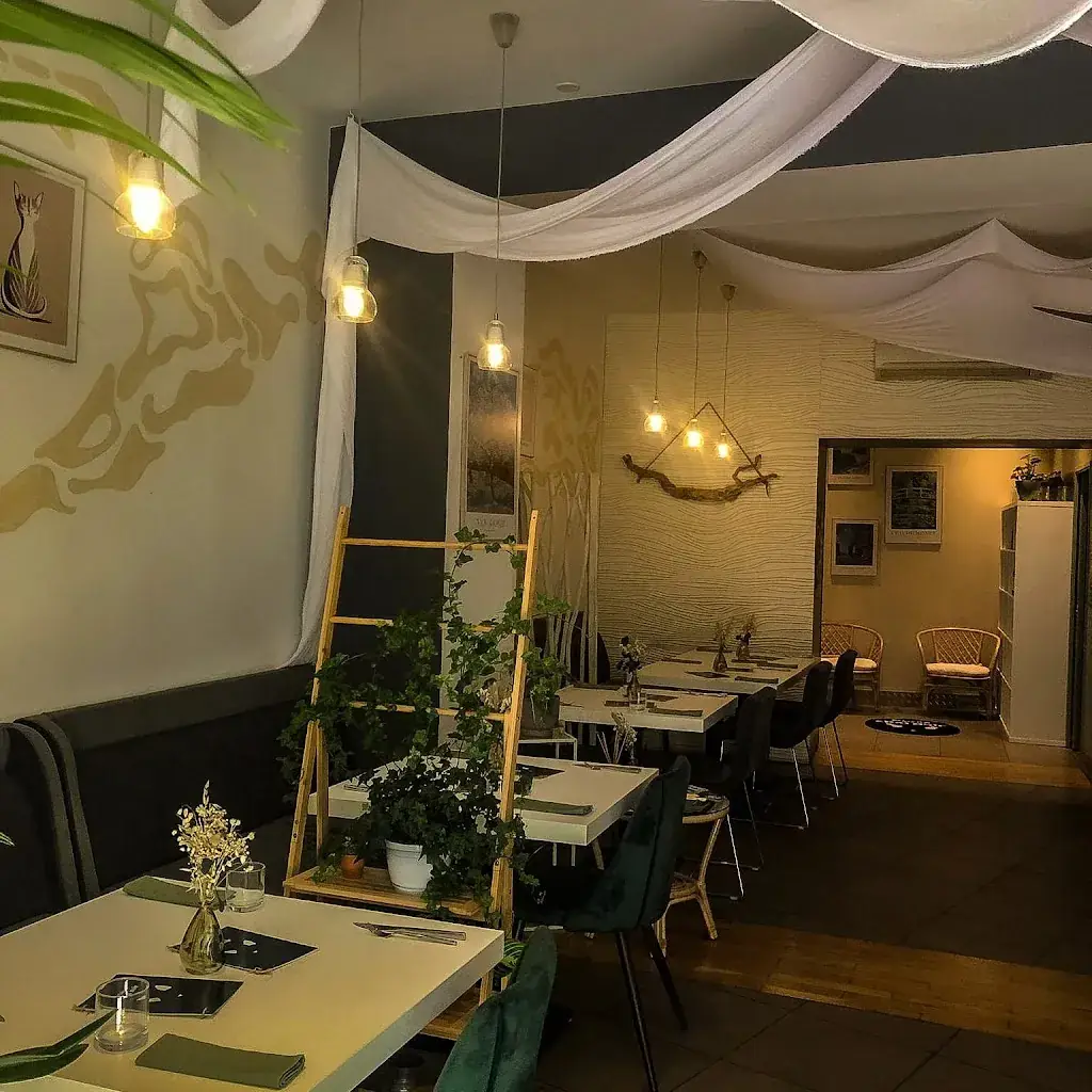 Maison Chat Noir restaurant in Aubenas