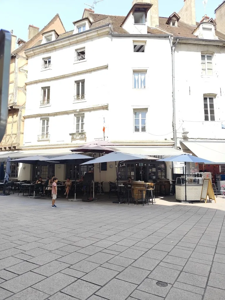 Lex Tur_Le Cha'lon Bar_Chalon-sur-Saône_review