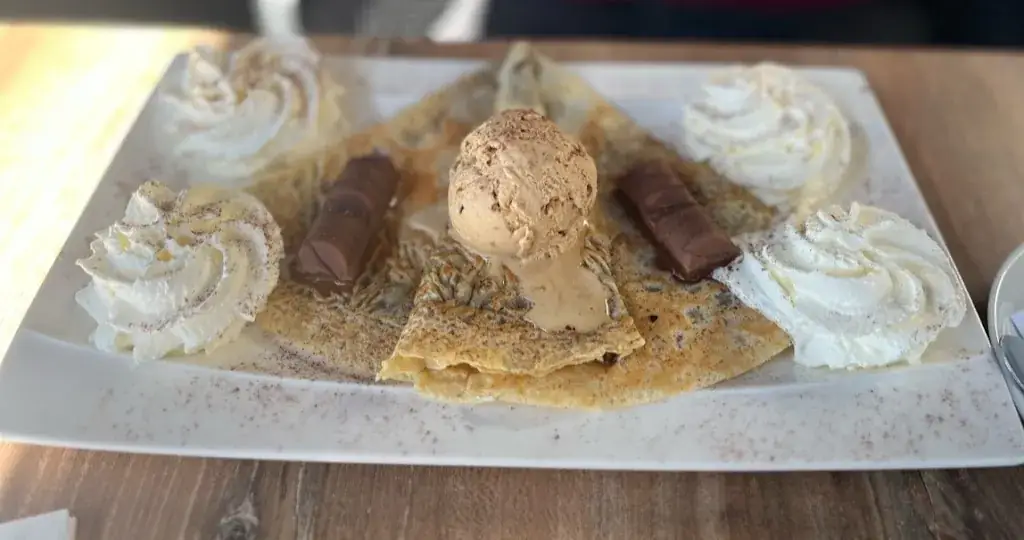 Akshay Dudhagara_LE DELIA_Chalon-sur-Saône_review