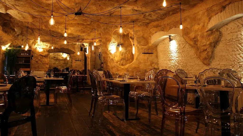 L'Émile Brochettes Chalon Sur Saone Restaurant in Chalon-sur-Saône