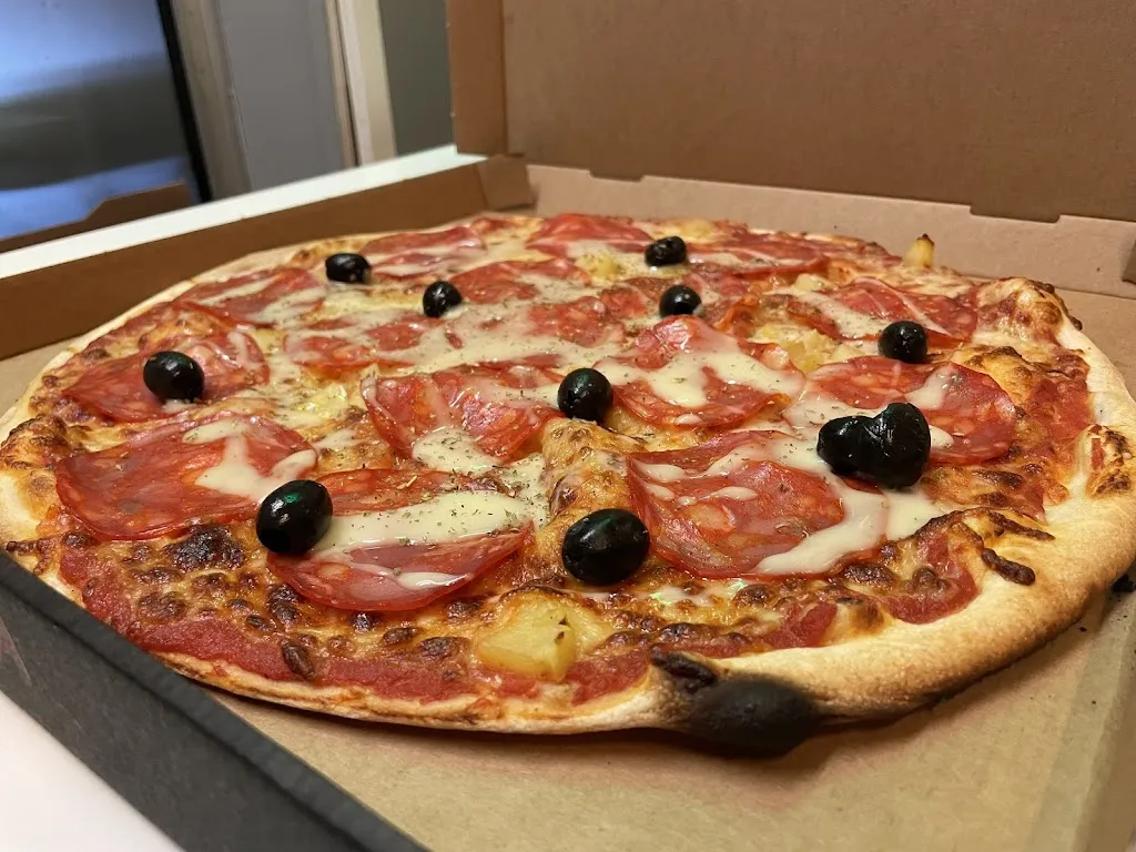 Pizza Saint Sauveur_Chevigny-Saint-Sauveur_slider_image_2