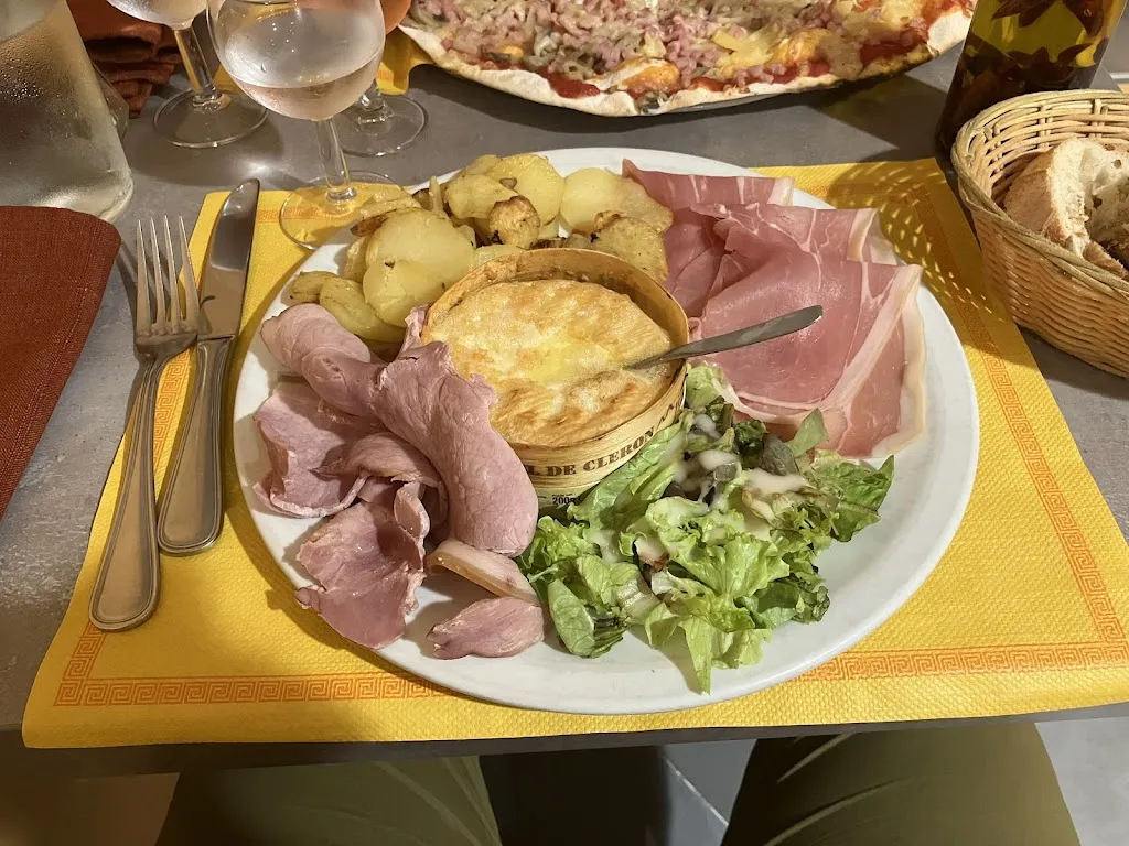 Au P'tit Chariot_Corbenay_slider_image_3