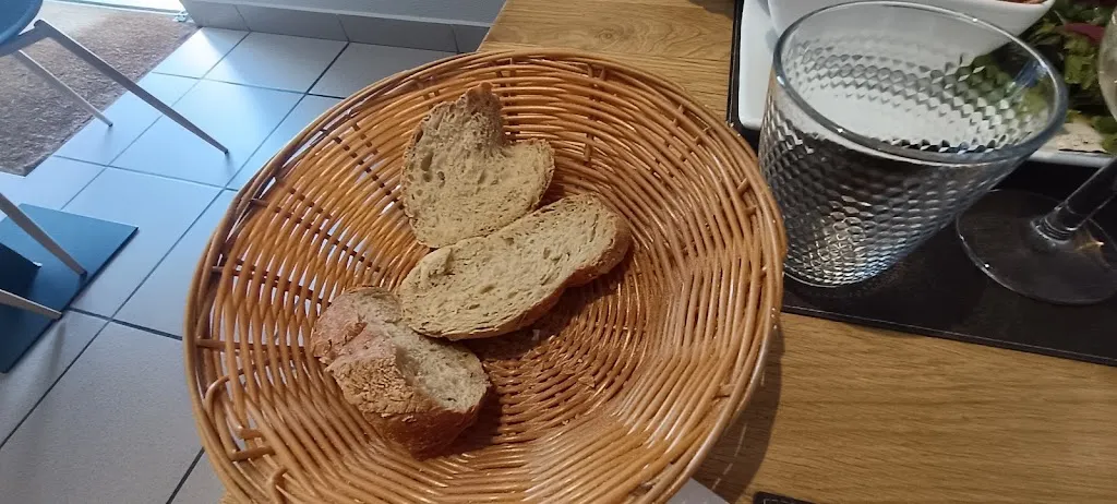 Michel Oliclau_Restaurant LE CLOCHER COMTOIS - Haute-Saône 70_Breurey-lès-Faverney_review