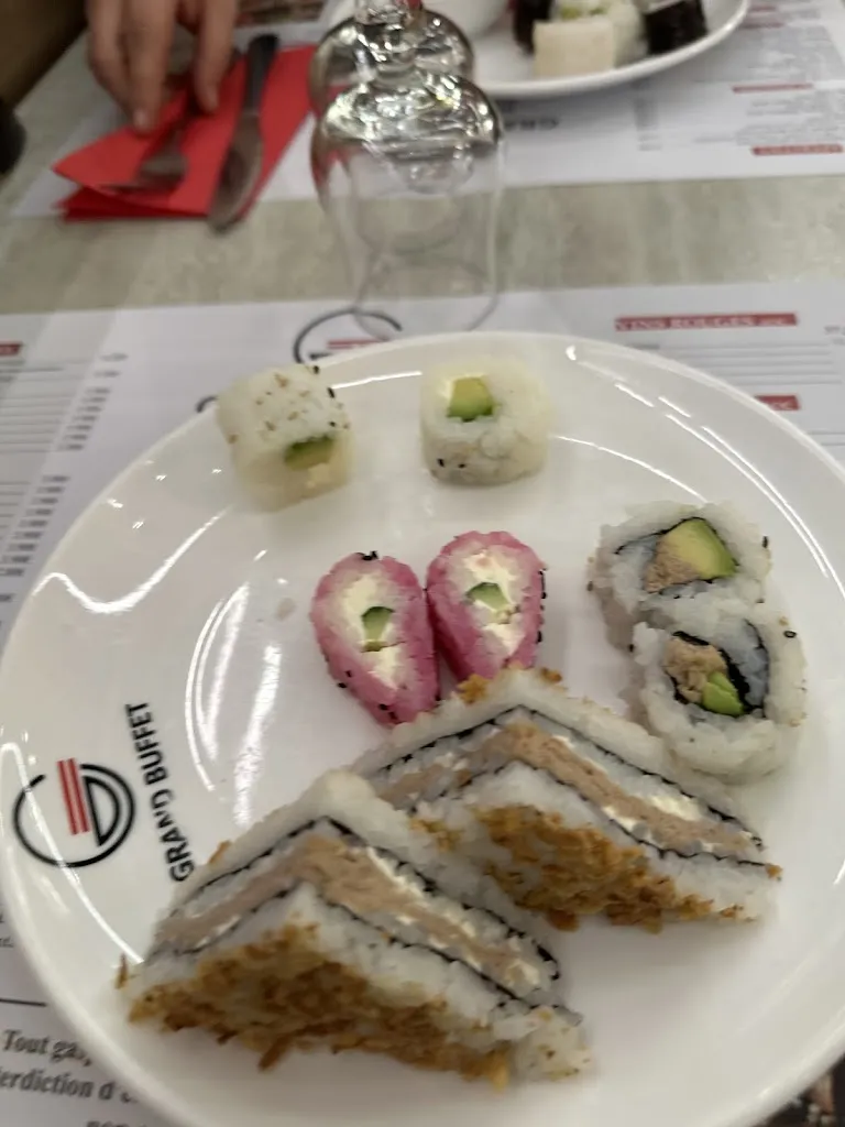 Enzo RACINE_GRAND BUFFET_Chenôve_review