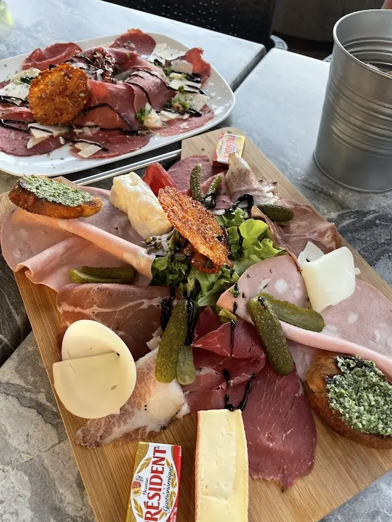 Phil Morris_La Cicciolina_Chenôve_review